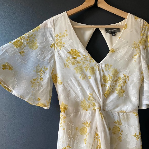 4SI3NNA Luna White and Yellow Floral Print Maxi Romper Small - Picture 6 of 16